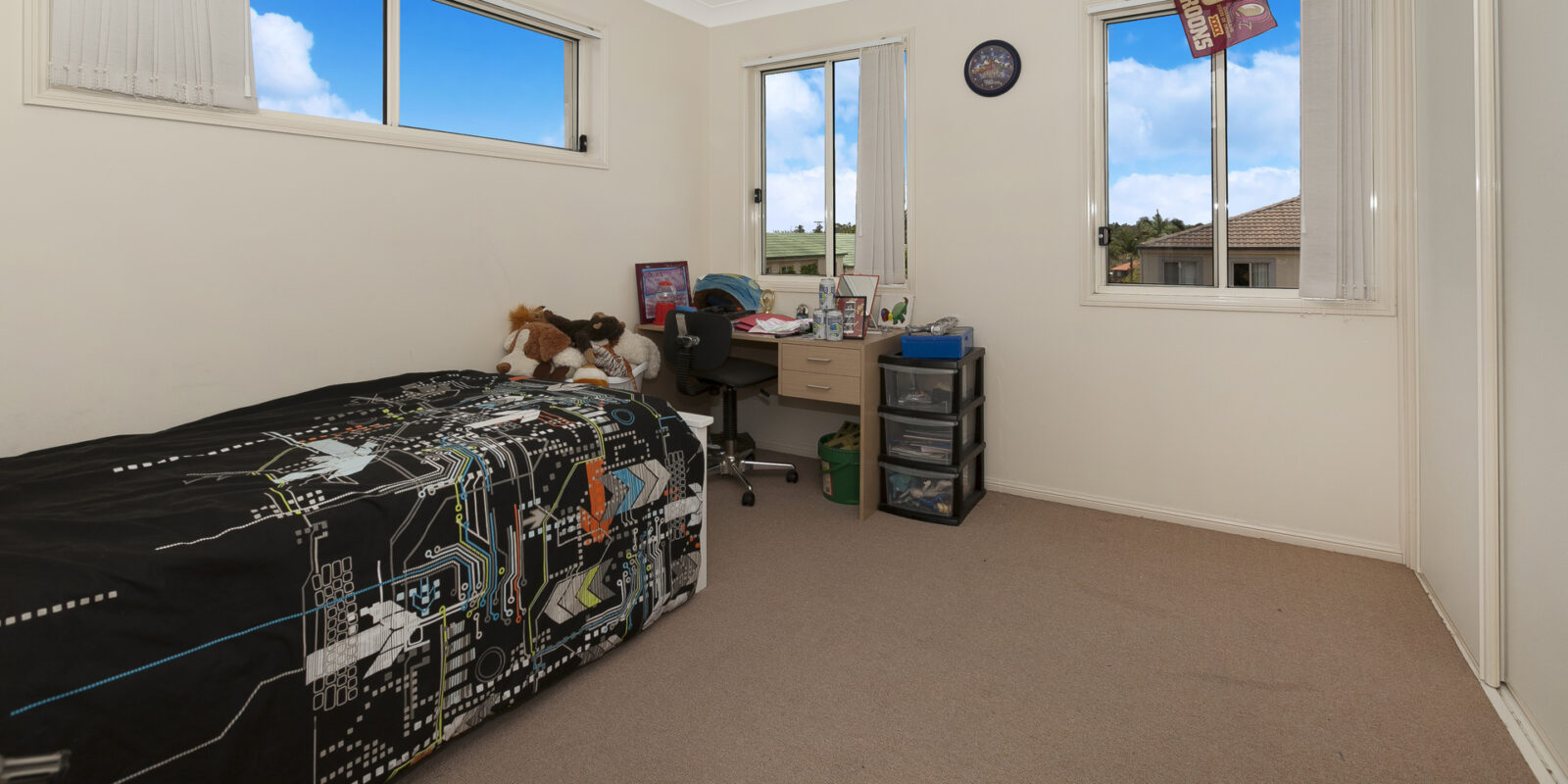 12/10 Chapman Place, Oxley, QLD 4075 AUS