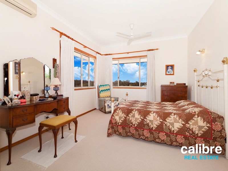 12 Twine Place, Bellbowrie, QLD 4070 AUS
