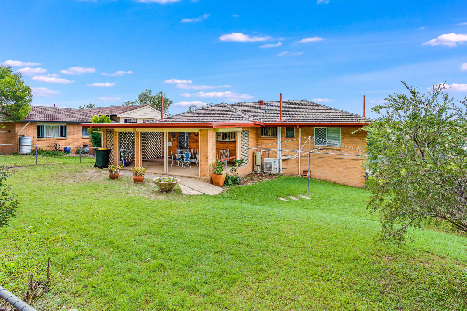 154 Trouts Road, Stafford Heights, QLD 4053 AUS